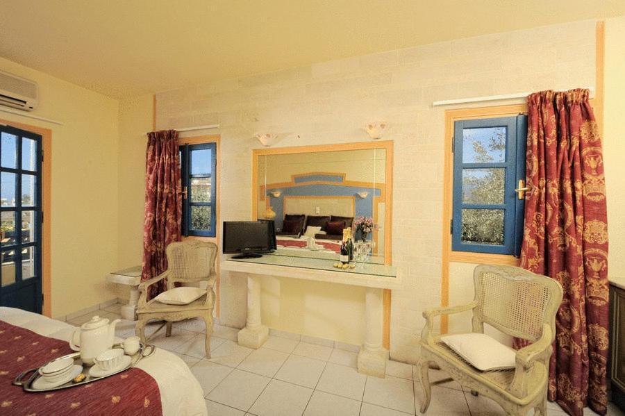 Parthenis Hotel & Suites Μάλια Εξωτερικό φωτογραφία