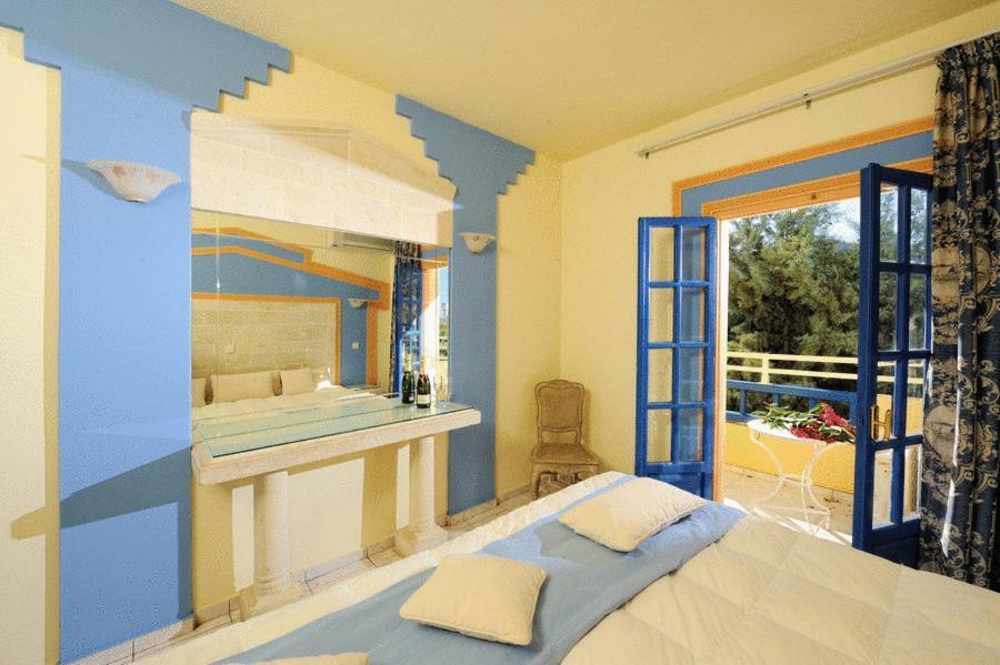 Parthenis Hotel & Suites Μάλια Εξωτερικό φωτογραφία